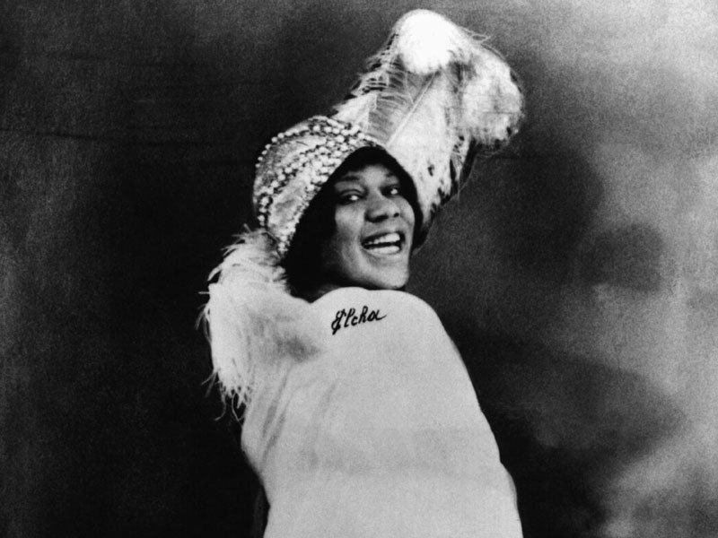 top 20 famous jazz singers female 2023: Bessie Smith