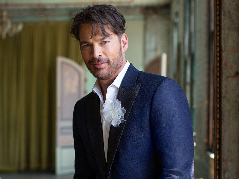 top 10 famous jazz singers male 2024: Harry Connick Jr.